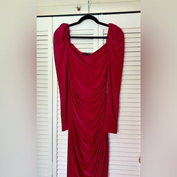 Majorelle Revolve Sweetheart Maxi Gown in Berry Sz S - Picture 5 of 7